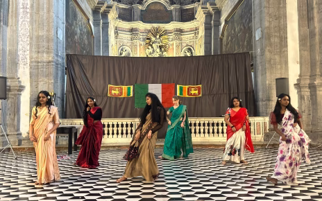 Napoli, celebrazione Nuovo Anno Singalese: Gambino e rastrelli al Tempio Buddista 6 serena