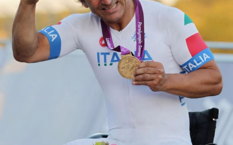 Addio ad Alex Zanardi, il campione che non si arrese mai 3 3aa1218f f165 4e0b b2d5 06ceeb7f6c97