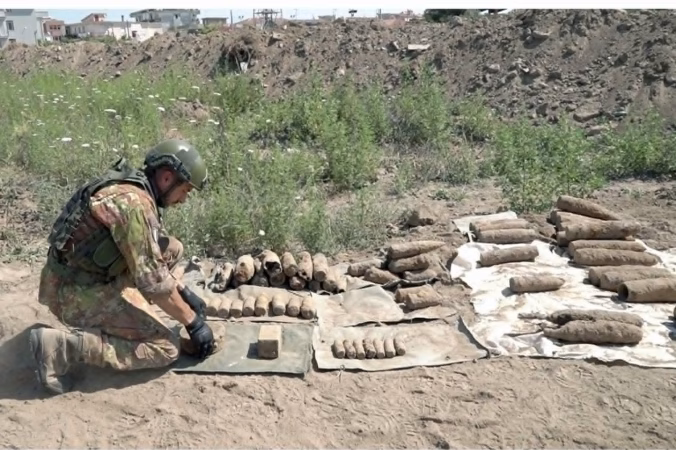Lusciano, conclusa imponente bonifica: gli artificieri dell’Esercito neutralizzano 4.483 ordigni risalenti alla Seconda Guerra Mondiale 6 6d50c558 789a 4aa2 87e1 4efdb6c7ebb0