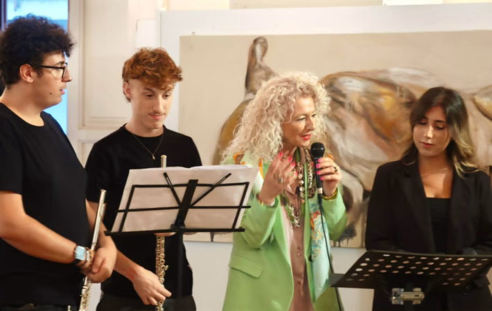 “La stanza 3B” a Palazzo Allocca: Saviano riempie la cultura di pubblico e musica 4 7d5b9d85 d6e0 4bad affb 2c22eaadac94
