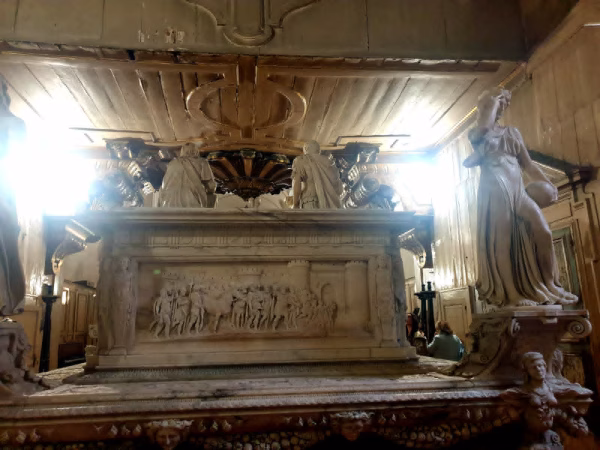 Da Palma Campania a Napoli: una giornata tra arte, storia e condivisione con “Sorridi alla Vita” 5 89fddd67 3da1 4717 a591 fa1a480675e5
