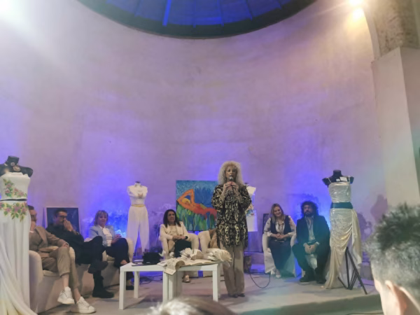 Cimitile, “Sotto un cielo di primavera” incanta le Basiliche Paleocristiane: vernissage partecipato per la seconda edizione 10 8de2d1ab ee48 43e6 8fc1 e3b089a94d06