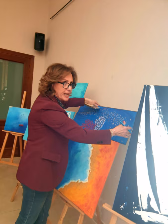 Palma Campania, l’azzurro della speranza: il viaggio artistico di Giusy Nunziata 13 9ea788b1 f931 444c aba9 a7076df7adff