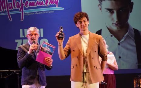 Premio Malafemmena 2026 a Luigi Zeno: riconoscimento a un talento italiano tra cinema, televisione e impegno sociale 4 IMG 20260525 WA0048