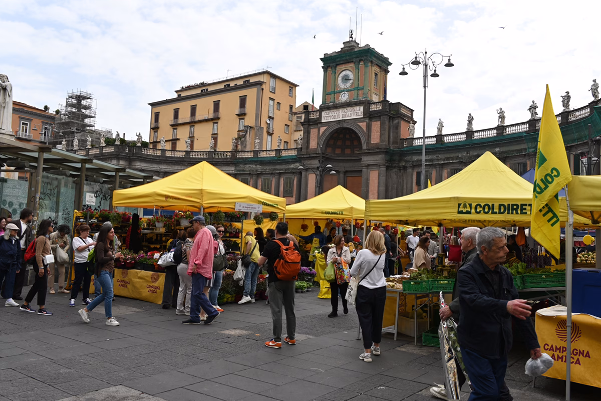 Made in Italy a Piazza Dante