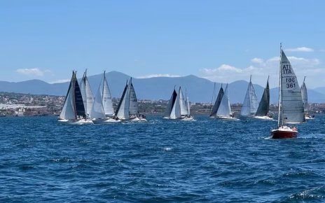 Torre del Greco, al via l'Edizione 2026 di "Sulle rotte dei Borbone-regata della legalità" 4 Sulle rotte dei Borbone 2025
