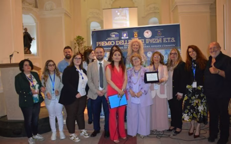 La forza della cultura unisce Visciano: successo per il Premio Ipazia 4 dcd69f07 1989 43c0 b8e6 d05e2d80c559
