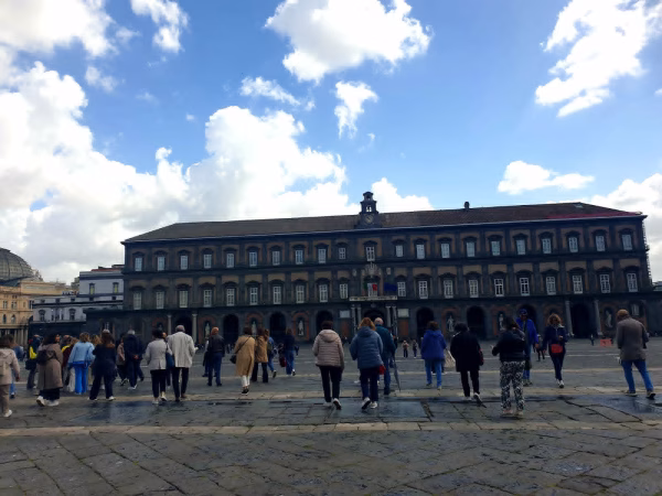 Da Palma Campania a Napoli: una giornata tra arte, storia e condivisione con “Sorridi alla Vita” 7 dfd29e38 6bb8 4dac a649 ad63f28ed81c