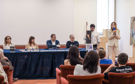 foto presentazione mostra cchiuart