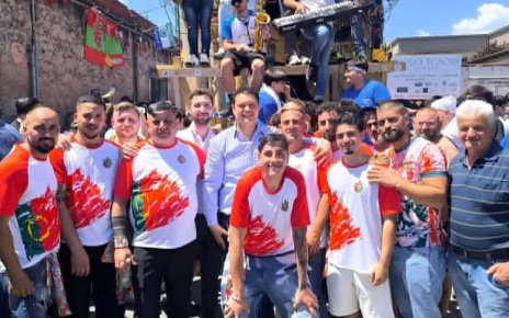 Lausdomini, trionfo della festa degli obelischi: pace, amicizia e comunità nelle strade 3 gigliolaus