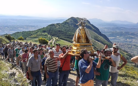 Vitulano, entra nel vivo la festa di San Menna Eremita 8 san menna valle 1