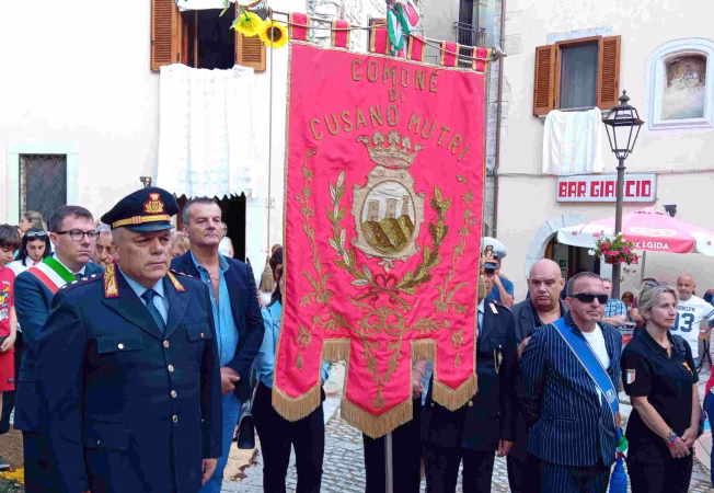10. Infiorata Corpus Domini Processione Amministrazione Comunale Piazza Lago Cusano Mutri 7.6.2026 1