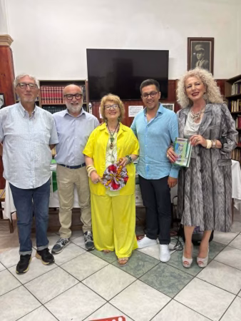 Dal dolore alla speranza: successo a Vico di Palma Campania per il libro di Felice Peluso 6 5beb3d50 8998 4f85 8744 fa0f4d3ed3b1