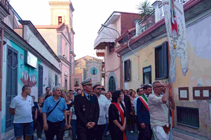 Brusciano, Festeggiato il Santo Taumaturgo Antonio di Padova 7 6. Amministrazione Comunale Sindaco G. Romano Processione S. Antonio di Padova Brusciano NA 13.6.2026