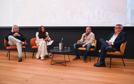 Festival Internazionale del Cinema di Pompei: una riflessione sul giornalismo d'inchiesta 4 Enrico Vanzina Annarita Borelli Marco Ciriello Luigi Giaculli