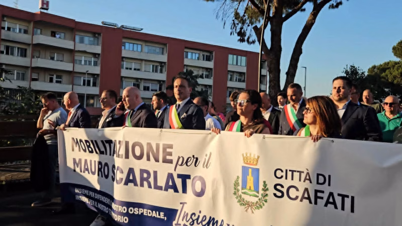 Scafati, marcia per l'Ospedale. Sindaco Aliberti: "Eravamo circa 2.500 alla marcia per il Mauro Scarlato" 3 a09d2c26 53d5 4720 801b de967d1f1998
