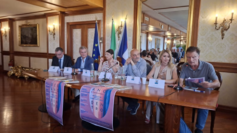 L'oceano che ci abita, Floriana Nappi e il viaggio poetico nelle profondità dell'anima 7 c70946c2 7a3a 4e36 802d f8c671e75c44
