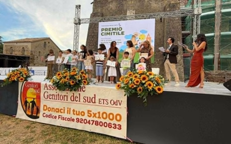 Premio Cimitile 2026: una serata contro il bullismo tra musica, memoria e parole 11 f1fde116 0682 40eb 9a07 6437529e849d