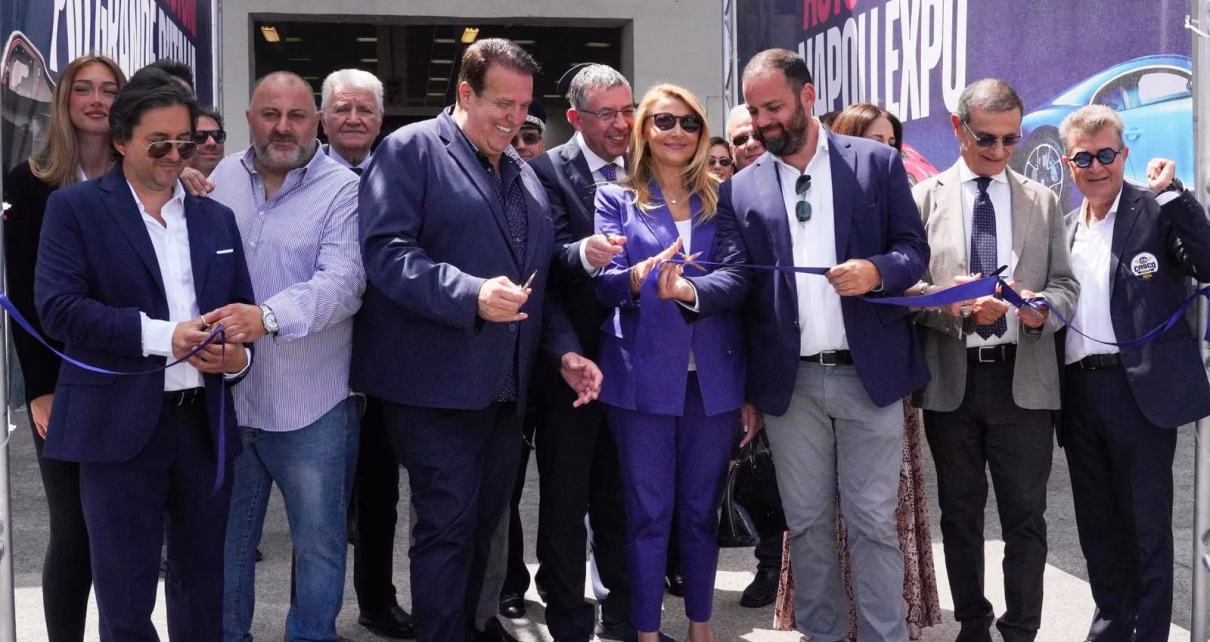 taglio nastro