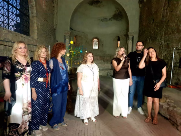 Dalle basiliche alle stelle: Cimitile incanta con una notte tra arte e astronomia 15 04ea2c4c 3212 4fa4 b82a 18fa8b99ce15