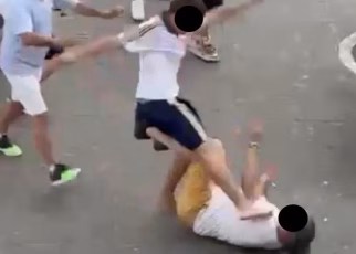 Grumo Nevano, violenta aggressione in piazza: anziano in prognosi riservata, arrestato 18enne per tentato omicidio 27 1785312173212 rissqa