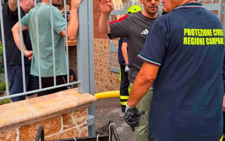 Brusciano, azioni e riflessioni sul nubifragio del 2 luglio 5 2. Sindaco Avv. Giacomo Romano e Protezione Civile Regione Campania Nubifragio a Brusciano 2.7.2026