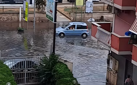 Maltempo in Campania, bombe d'acqua mettono in ginocchio il Napoletano: allagamenti, alberi caduti e decine di interventi 4 734298701 1551894453009954 5345942248216175810 n