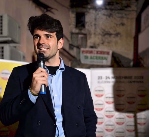 Acerra, il Movimento 5 Stelle presenta il "Codice dell'Integrità e della Trasparenza" 2 Michele Paolella