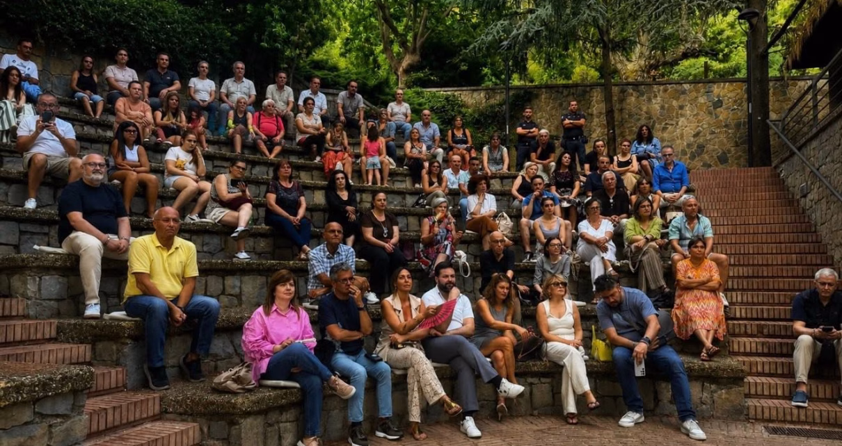 Pubblico Racconti