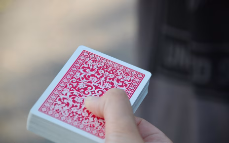 Giochi di carte: un viaggio millenario tra storia, tradizione e innovazione 3 jlaso cards 416960 1920
