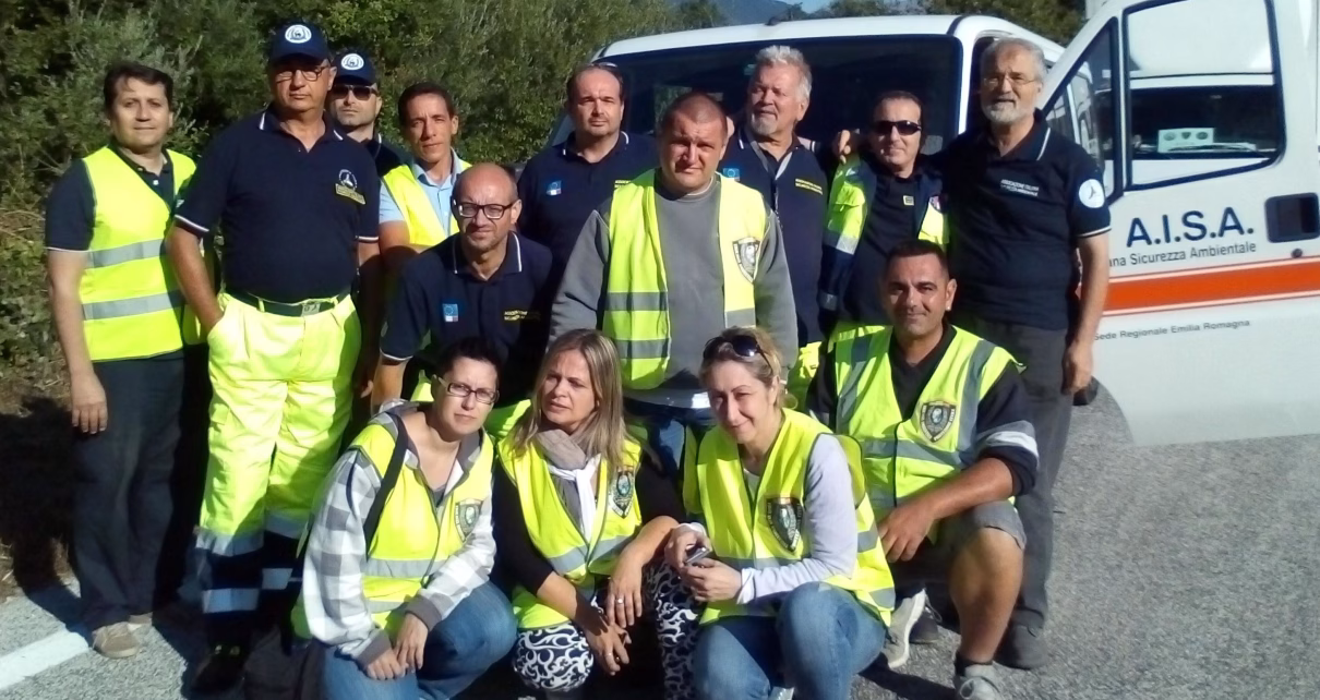 Amatrice, dieci anni dopo il terremoto: il ricordo dei volontari e della solidarietà 5 1. Convoglio AISA di Verona Bologna e Campania Zona Terremotata Amatrice 4.9.2016