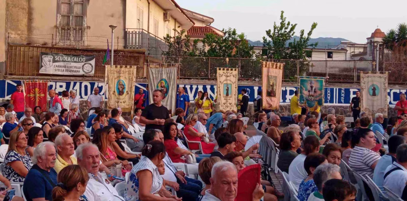 Brusciano, iniziata l’Antoniana 151^ Festa dei Gigli 3 3. Bandiere 7 Gigli Messa Festa dei Gigli Brusciano 26.8.2026