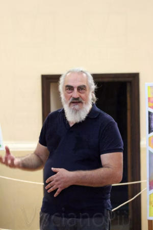 Visciano ricorda padre Arturo D’Onofrio a vent’anni dalla scomparsa: cultura, arte e memoria al Centro San Sebastiano 8 3deef2c5 cf02 4bb5 b2aa d18c90d9a13c