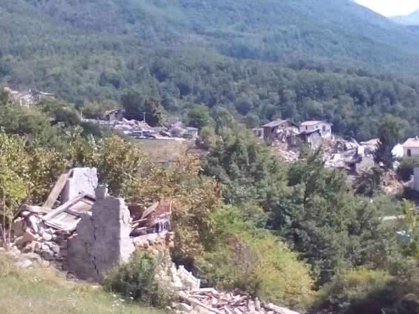 Amatrice, dieci anni dopo il terremoto: il ricordo dei volontari e della solidarietà 8 9. Zona Terrremotata di Amatrice 4.9.2016