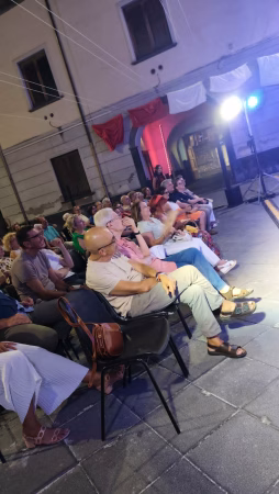 Antonio D’Ausilio conquista Palma Campania: risate e ironia per “Estate a Palma” 11 96e883e1 e434 4523 975d cfbeef532041