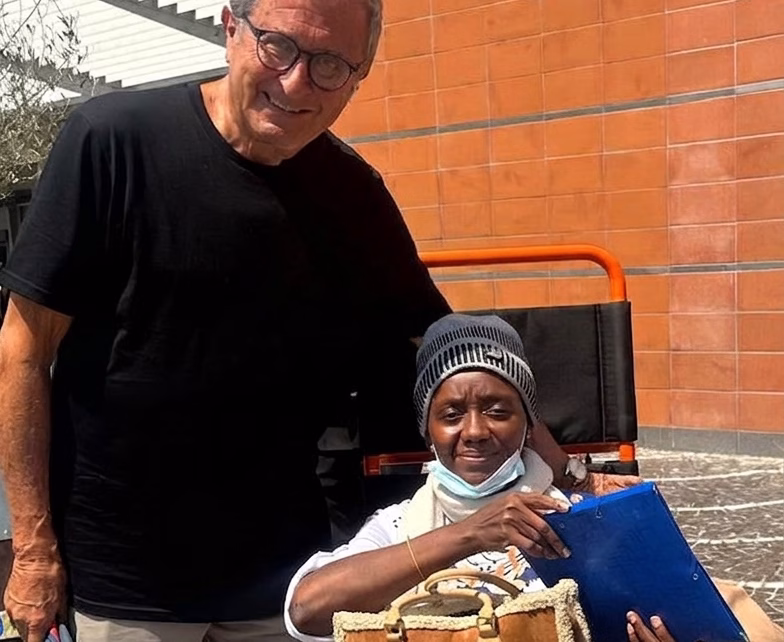 Napoli, dal Benin al Cardarelli: la storia di Immaculee. Quando la solidarietà incontra l'alta specializzazione 21 Gemini Generated Image kwksgekwksgekwksmod