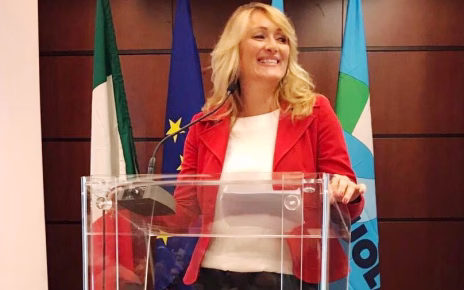 Scuola, UIL Campania: "Immissioni in ruolo Ata, resta scoperto oltre il 64% dei posti disponibili" 4 Roberta Vannini segretario uil scuola campania
