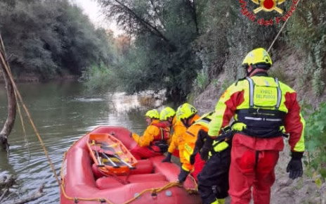 Tragedia nel Volturno: 17enne si tuffa per sfuggire al caldo e muore inghiottito dal fiume 24 ca5b2333 5ce0 4fa0 96e3 f289b105007c