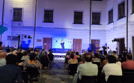 Antonio D’Ausilio conquista Palma Campania: risate e ironia per “Estate a Palma” 5 f1c04f04 e07c 4de2 af1f 6d4a41efa097