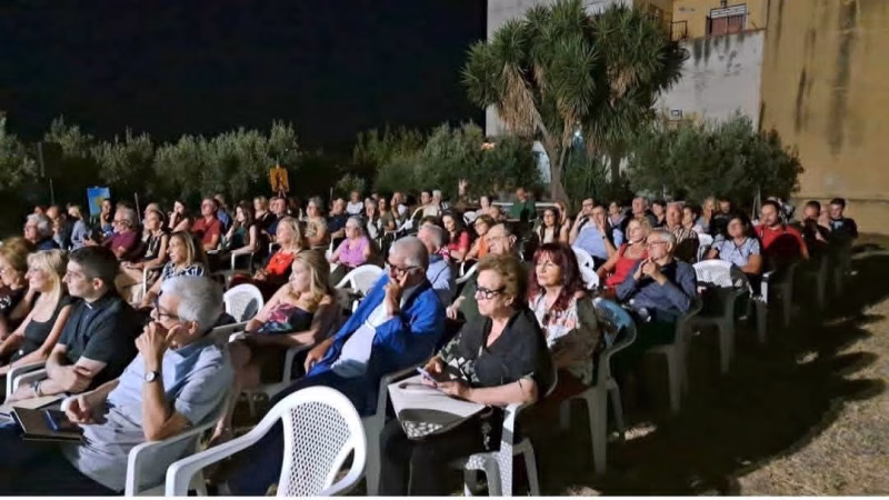 Premio alla Carriera a Francesca Patitucci: una vita dedicata alla poesia e alla promozione della cultura 5 f2b96e01 c998 42cd a470 d97cc0051e99