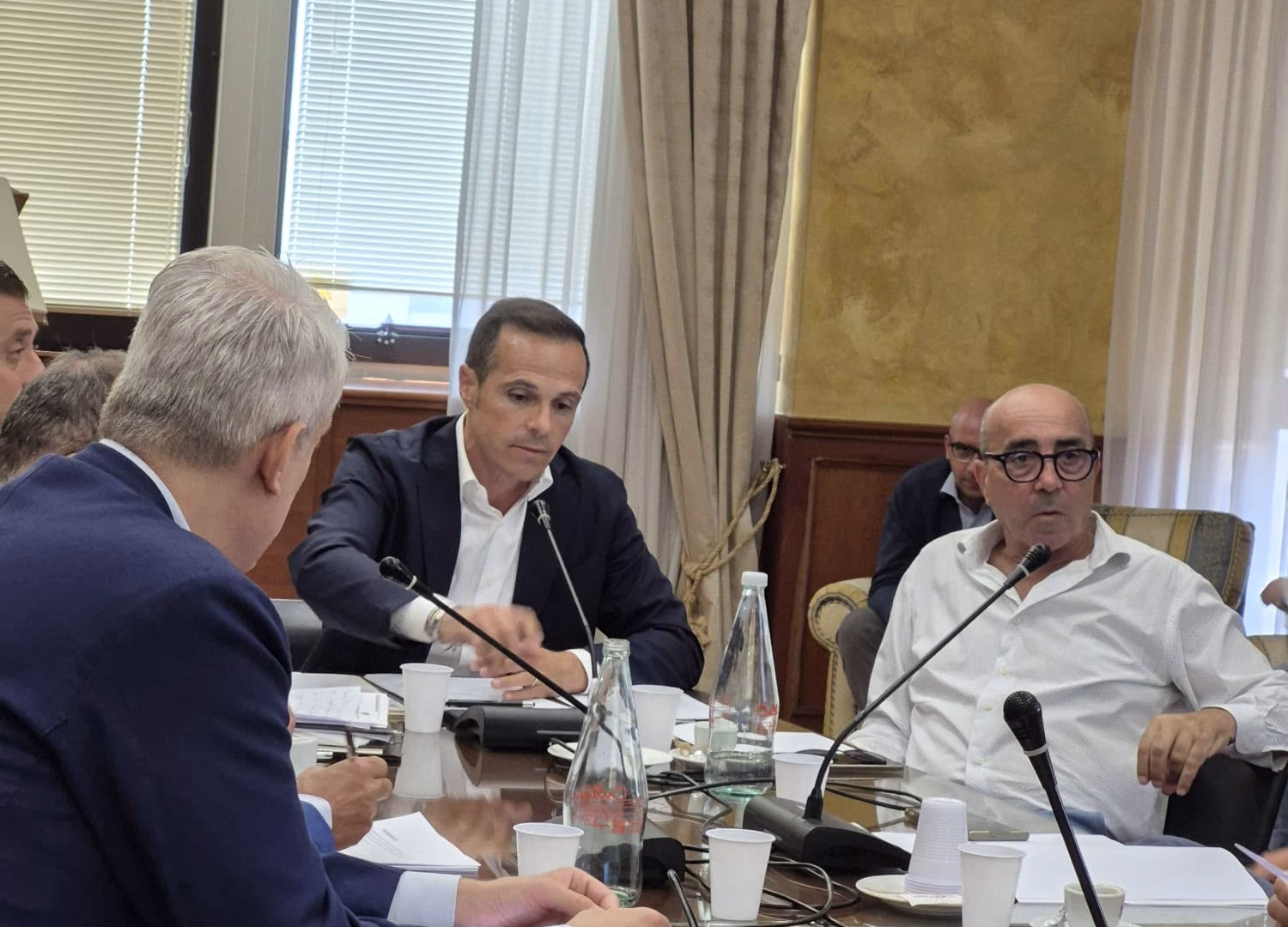 smarrazzo presiede commissione bilancio per sisma flegreo 02