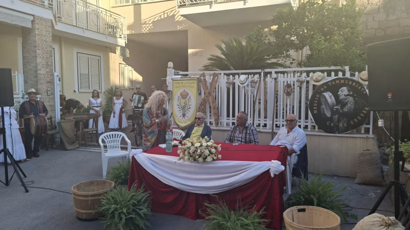 Saviano, Sirico ritrova la voce delle sue radici: presentata la XVIII edizione de “A Sera d’ò nciucio” 12 3cd1971f ef5d 4bcc b39c 376e666e04c8