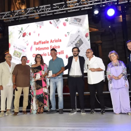San Giuseppe Vesuviano, al Fashion Show “La Rosa” premiate quattro eccellenze del giornalismo campano 11 799674010 18121864016480874 2824611019122713582 n