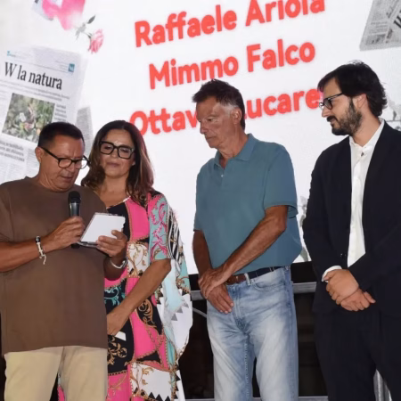 San Giuseppe Vesuviano, al Fashion Show “La Rosa” premiate quattro eccellenze del giornalismo campano 5 800436580 18121863908480874 2145253065034412528 n