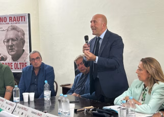 foto rastrelli iniziativa 100 anni Rauti