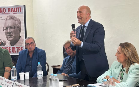 foto rastrelli iniziativa 100 anni Rauti