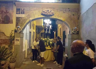 Brusciano, archiviata la Antoniana Festa dei Gigli 2026 37 statuasantantonio1