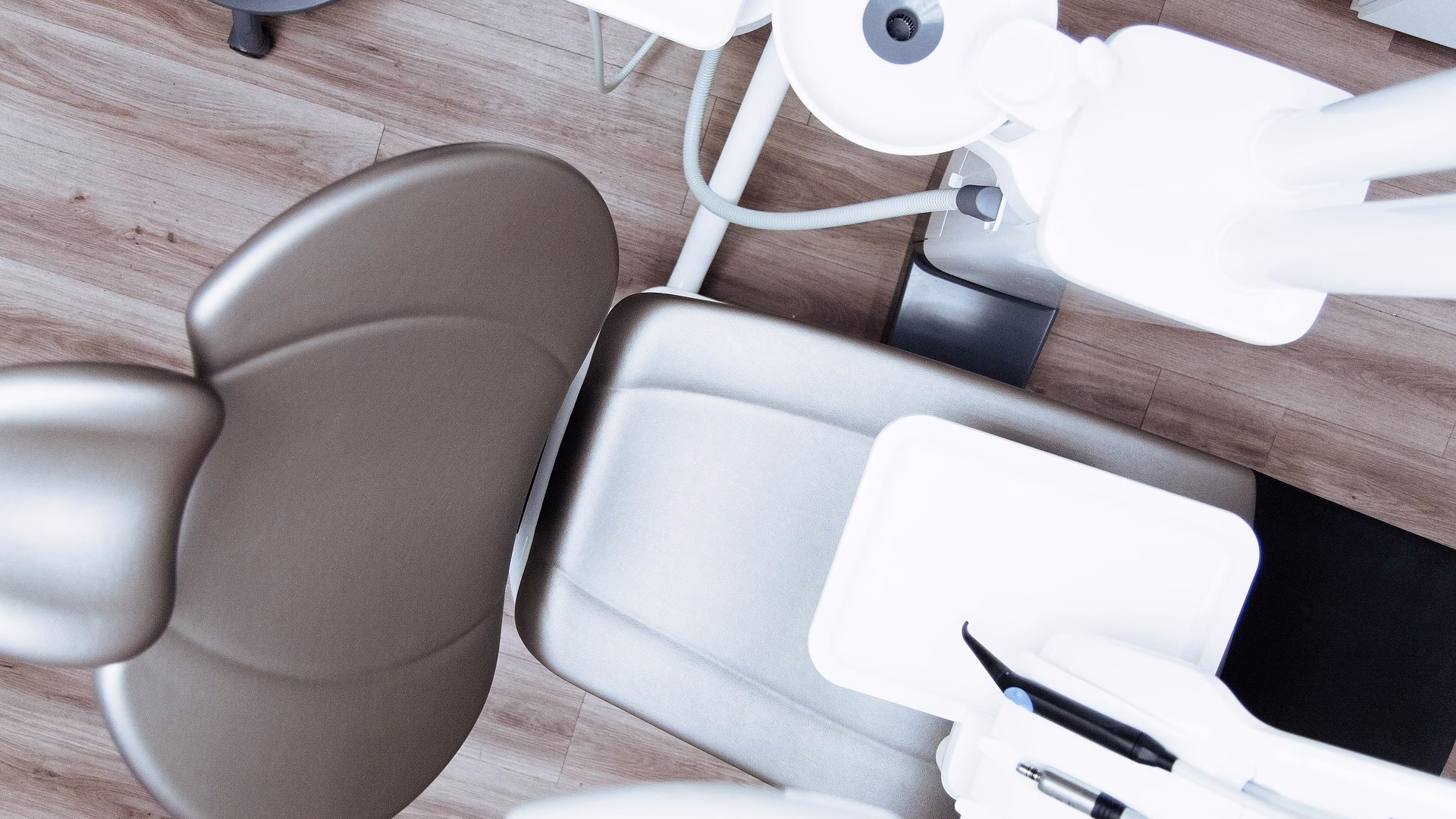 stocksnap dentist 2589771 1920
