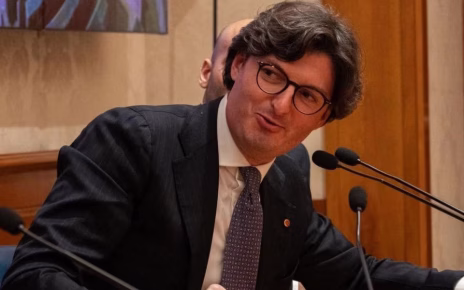 Fibrillazione atriale nei giovani: il caso McTominay riaccende l'attenzione sulla prevenzione cardiolo-aritmologica 4 vincenzo russo1