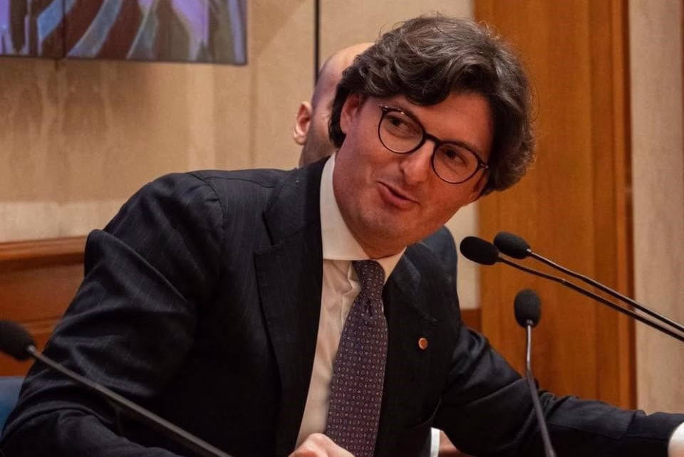 Fibrillazione atriale nei giovani: il caso McTominay riaccende l'attenzione sulla prevenzione cardiolo-aritmologica 11 vincenzo russo1
